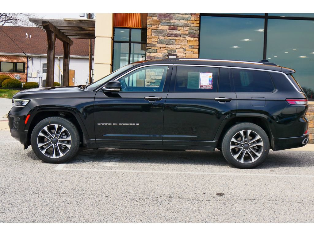Used 2023 Jeep Grand Cherokee L Overland AWD/4WD image 6