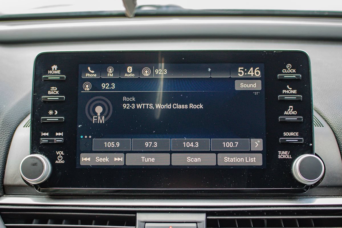 Used 2018 Honda Accord Sport image 26
