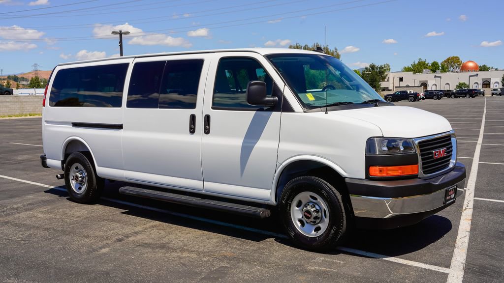 New 2026 GMC Savana 3500 LT w/ LT Preferred Equipment Group RWD image 6