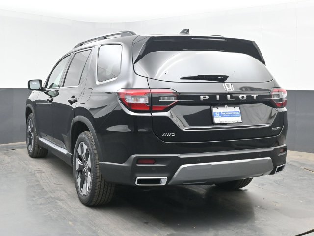New 2026 Honda Pilot Touring image 7