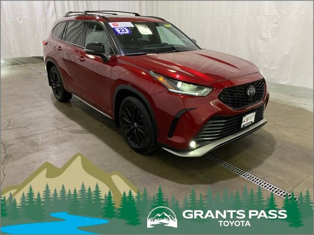 Certified 2023 Toyota Highlander XSE AWD/4WD image 1