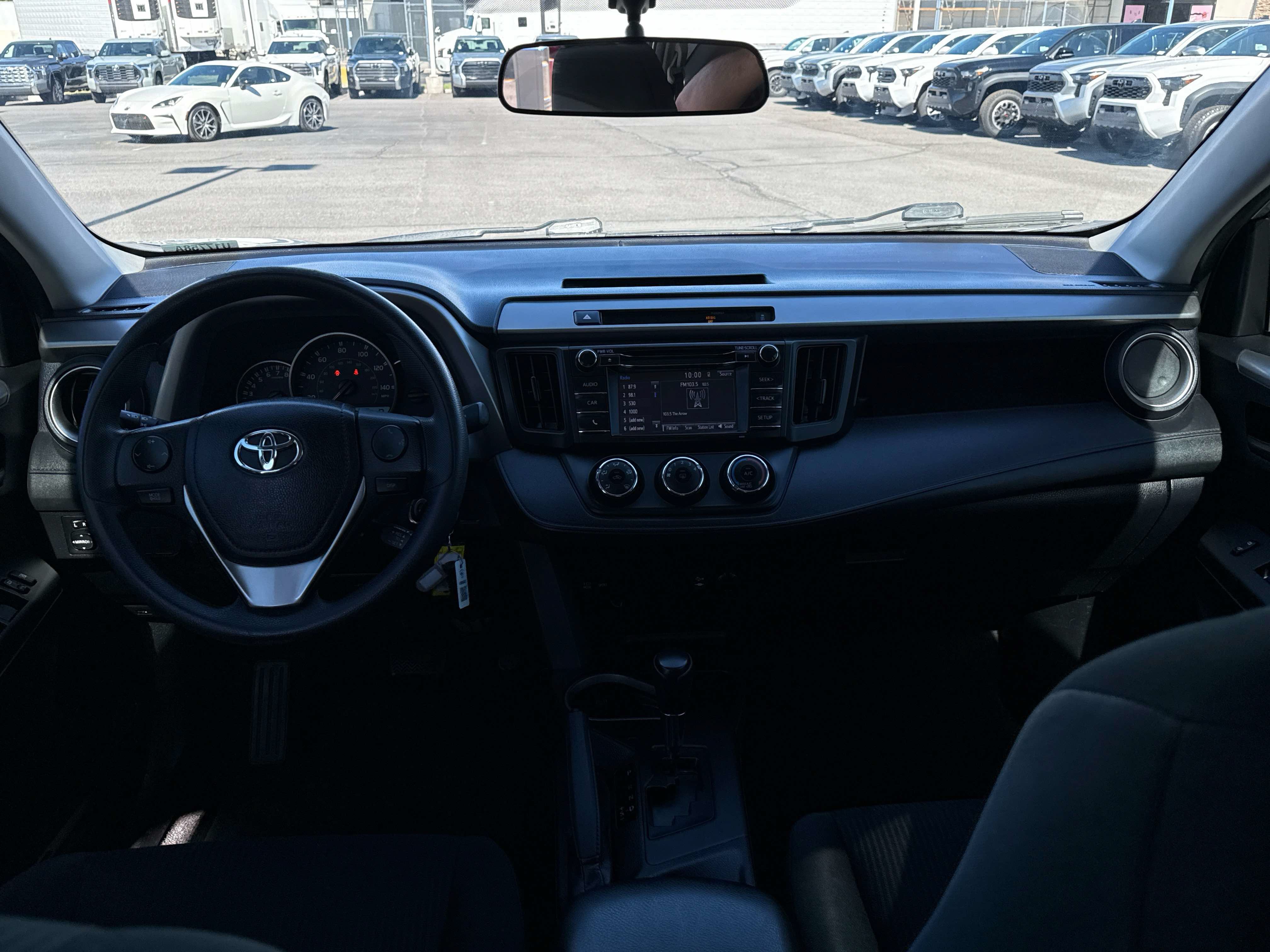 Used 2016 Toyota RAV4 LE FWD image 14