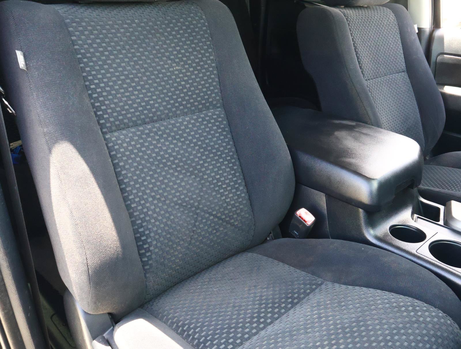 Used 2010 Toyota Tundra 4x4 Double Cab image 15