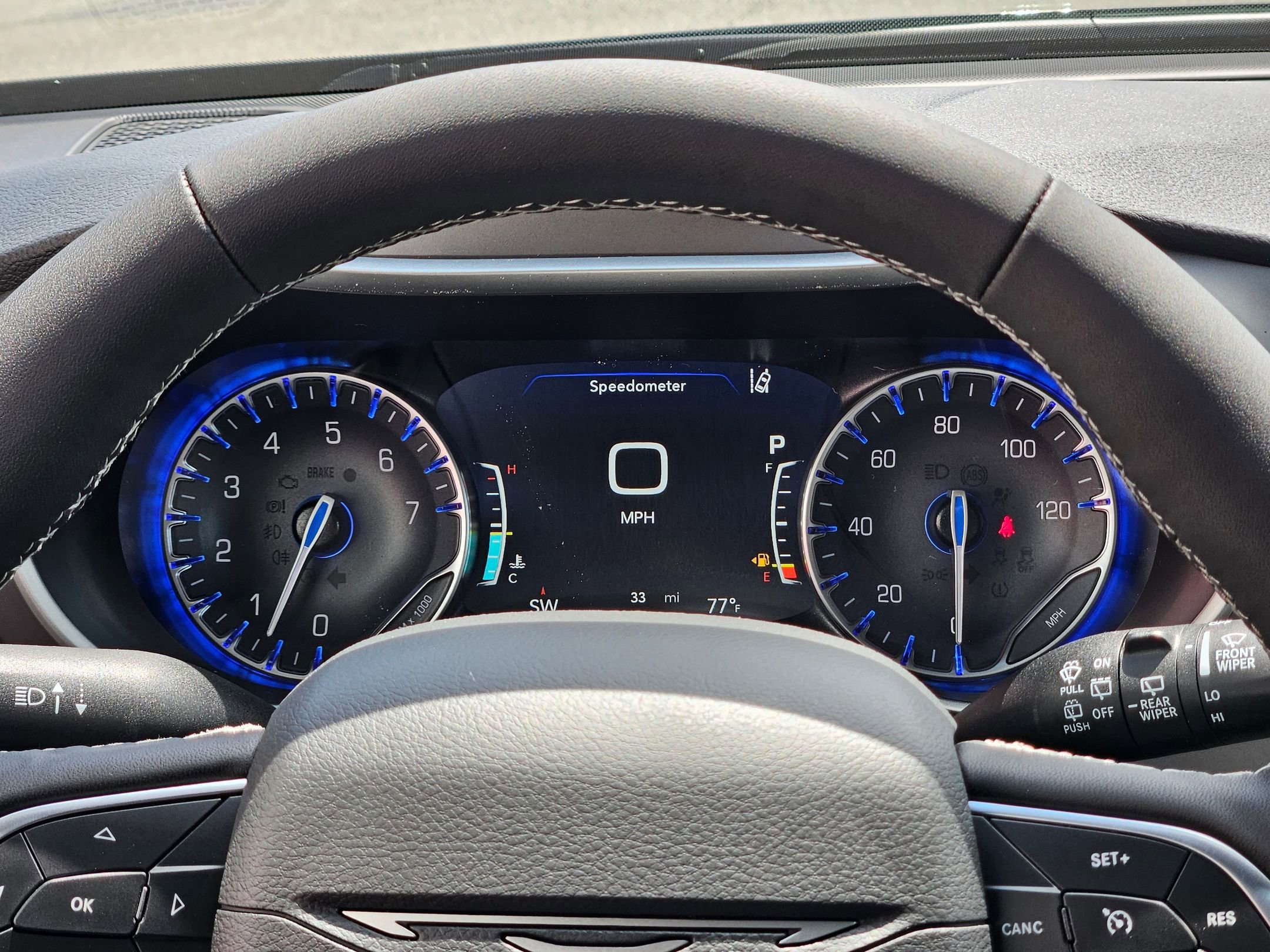 New 2027 Chrysler Pacifica Select FWD image 14
