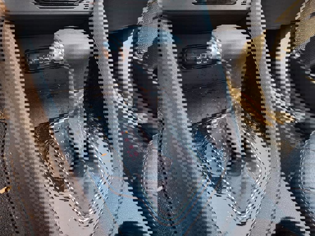 Used 2017 Kia Niro Touring image 14