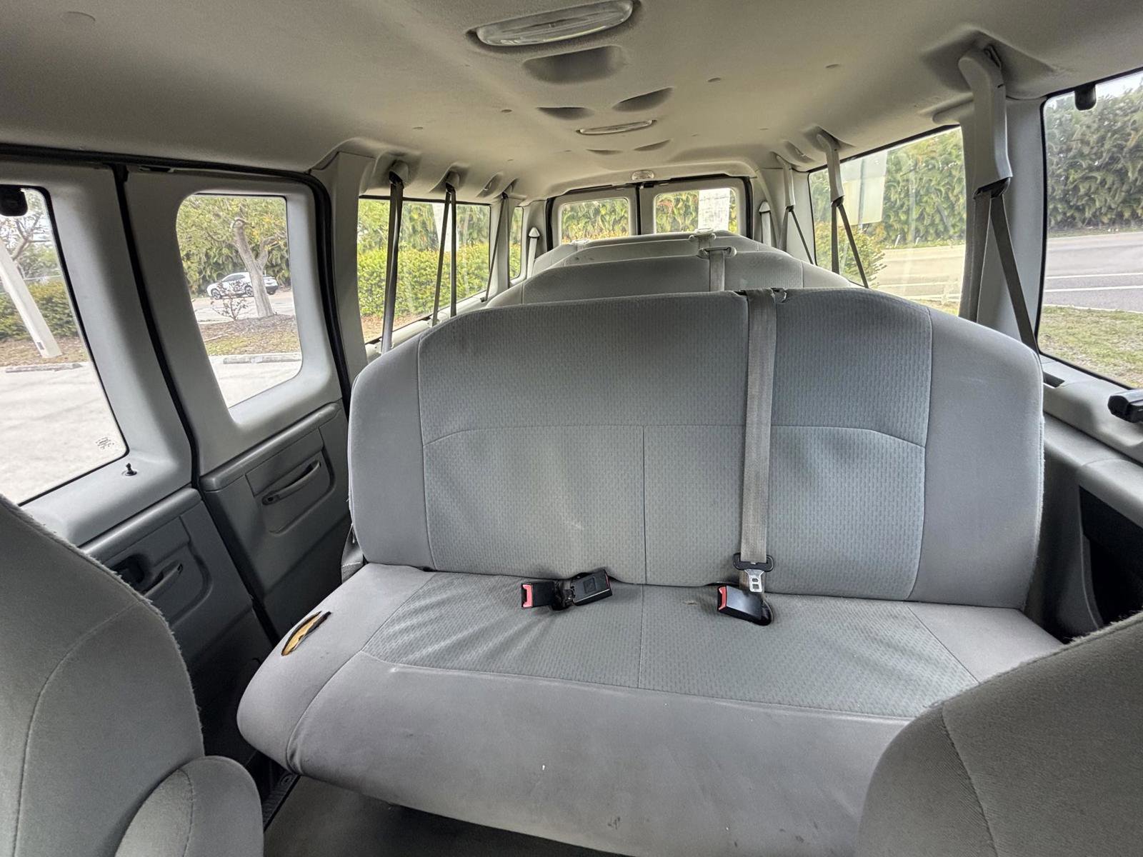 Used 2010 Ford E-350 and Econoline 350 XL image 19