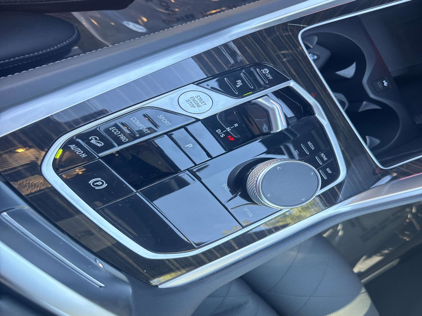 Certified 2025 BMW X6 xDrive40i image 26