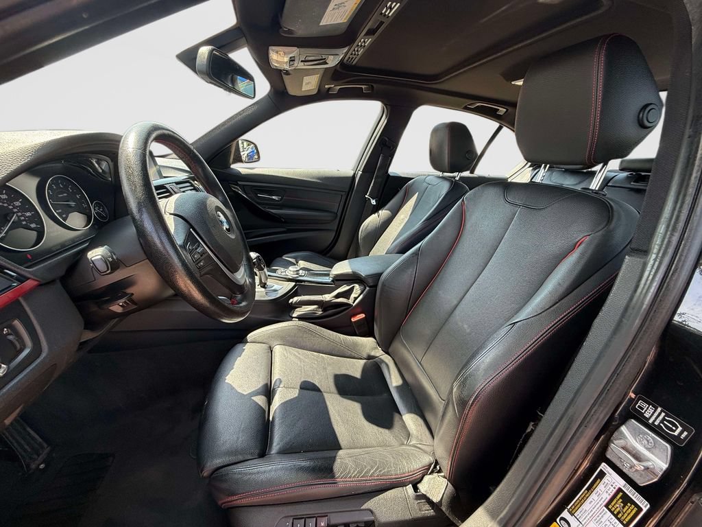 Used 2013 BMW 328i xDrive Sedan AWD/4WD image 11