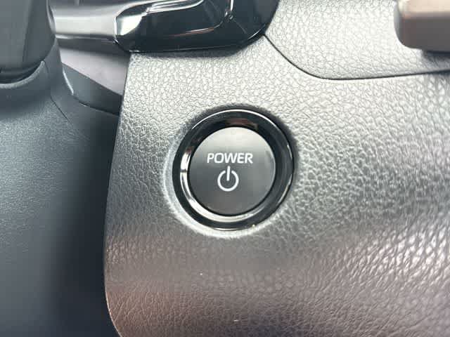 Used 2026 Toyota Camry SE FWD image 10