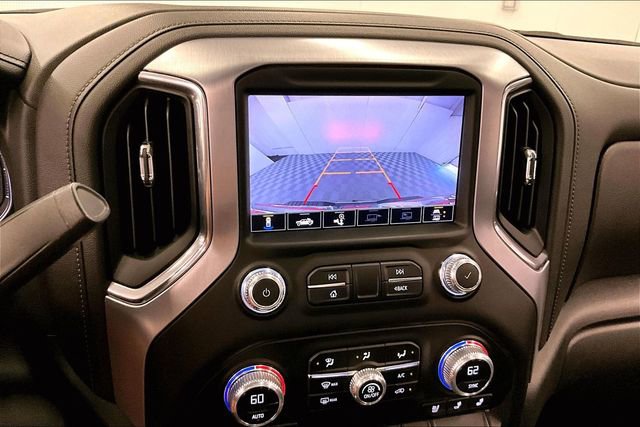 Used 2023 GMC Sierra 3500 SLT w/ SLT Convenience Package AWD/4WD image 31