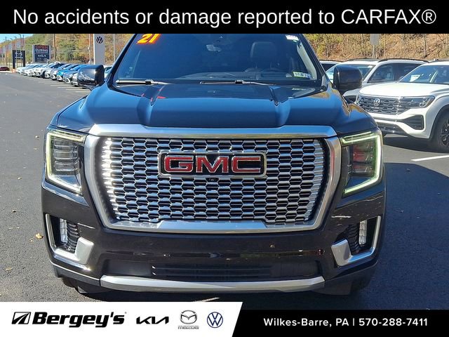 Used 2021 GMC Yukon Denali w/ Denali Premium Package image 2