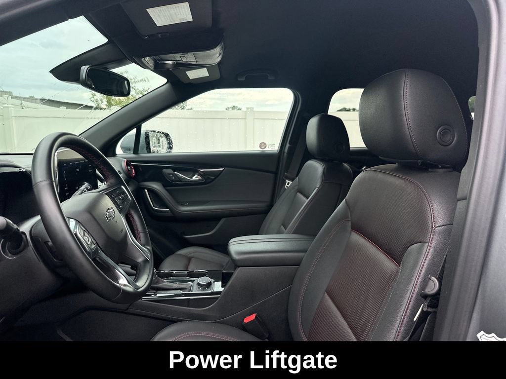 Used 2025 Chevrolet Blazer RS FWD image 11