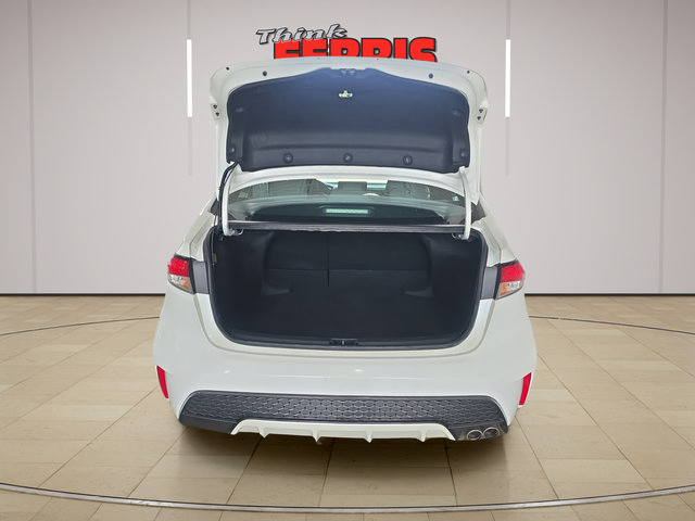 Used 2021 Toyota Corolla SE FWD image 9