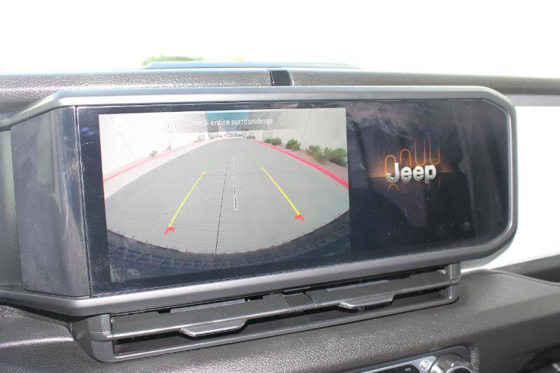 Used 2025 Jeep Wrangler Unlimited Sport image 31