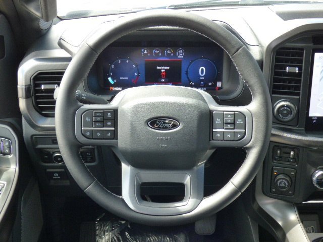 New 2025 Ford F150 Lariat w/ Equipment Group 501A Mid image 4