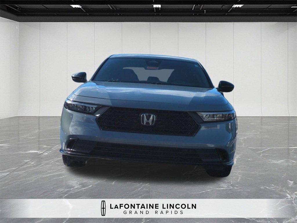 Used 2023 Honda Accord Sport image 8