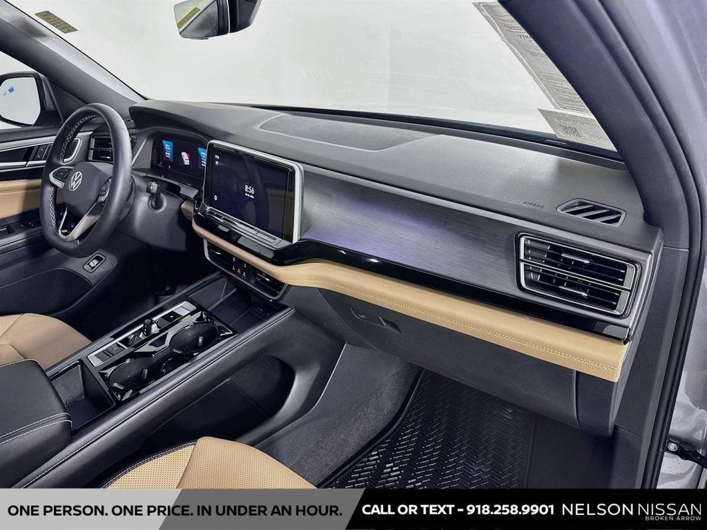 Used 2024 Volkswagen Atlas Cross Sport SE AWD/4WD image 28