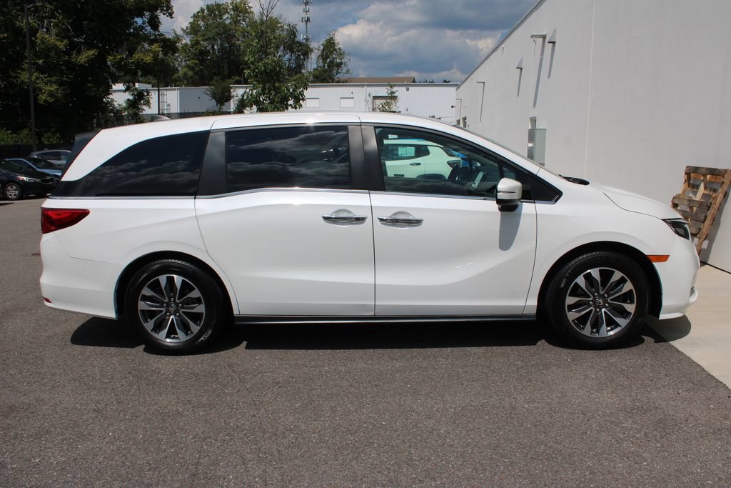 Used 2023 Honda Odyssey EX-L image 32