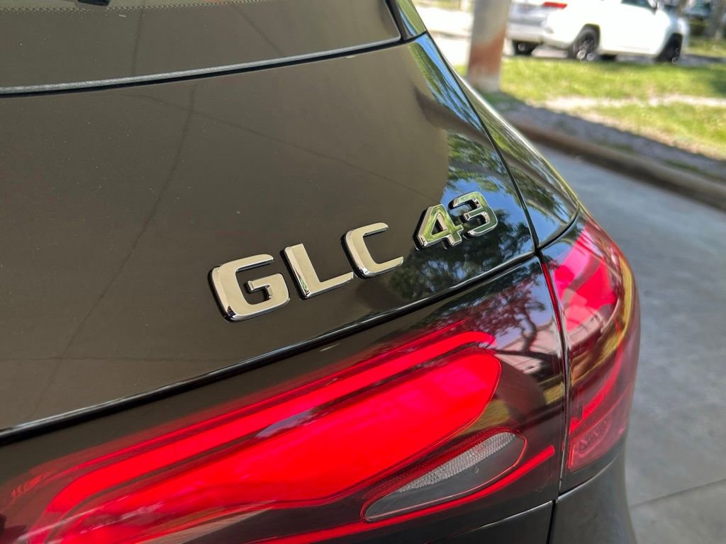 Used 2025 Mercedes-Benz GLC 43 AMG 4MATIC w/ AMG Night Package image 19