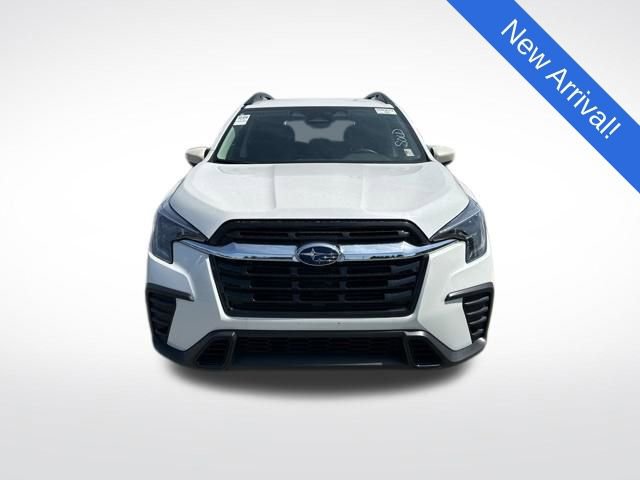 Used 2025 Subaru Ascent Premium AWD/4WD image 2