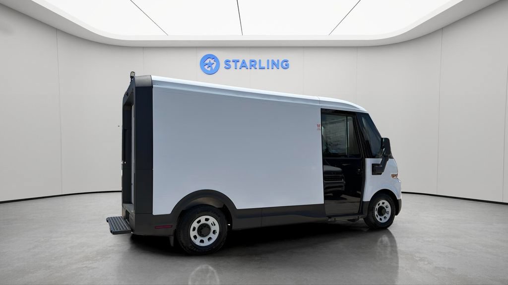 Used 2024 Chevrolet Brightdrop 400 w/ Commercial Equipment Package AWD/4WD image 11