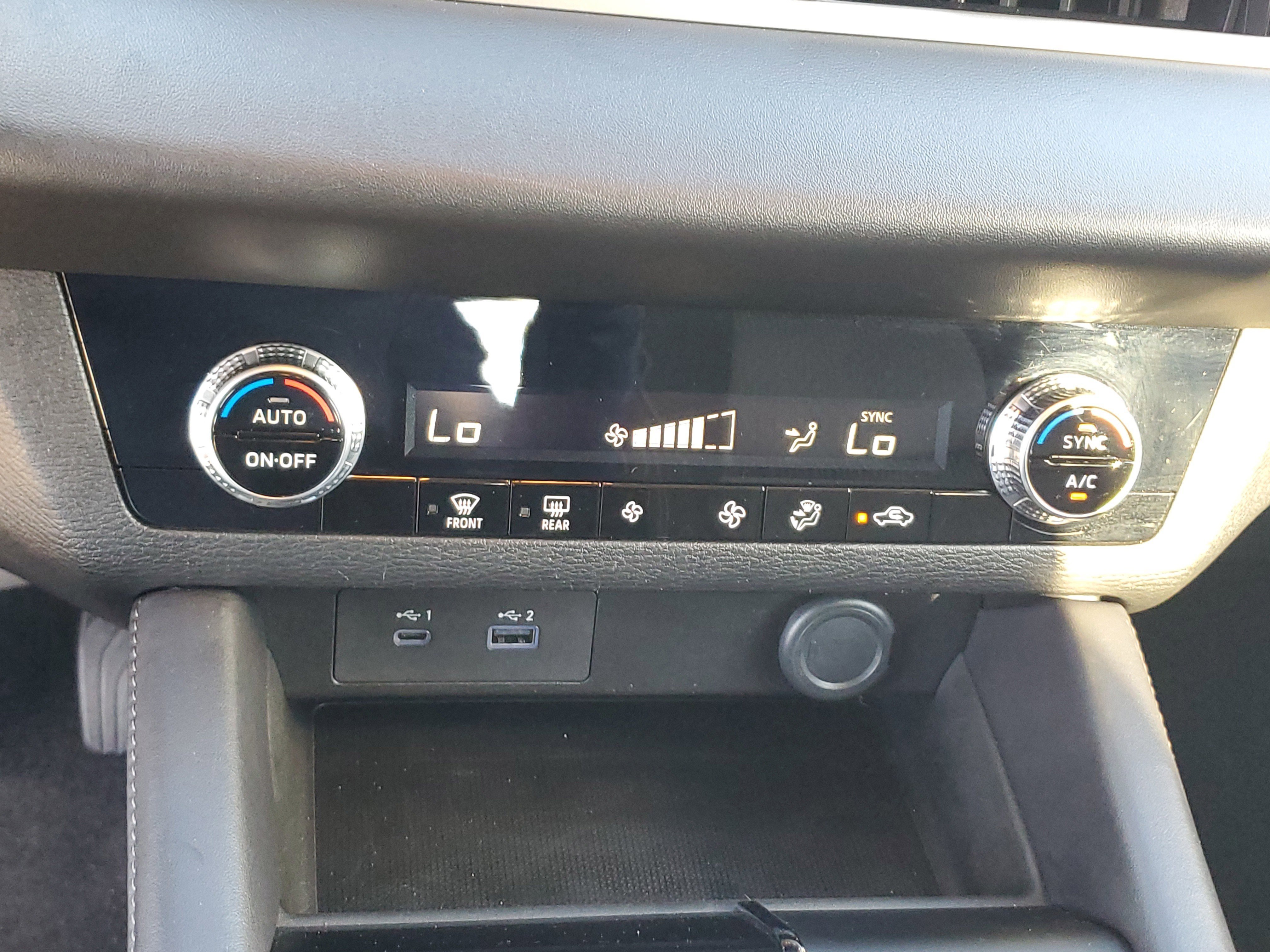 Used 2024 Mitsubishi Outlander ES image 24