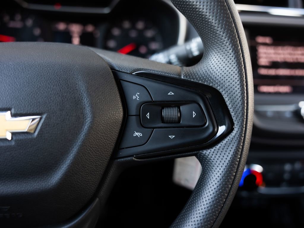 Used 2023 Chevrolet TrailBlazer LS image 14