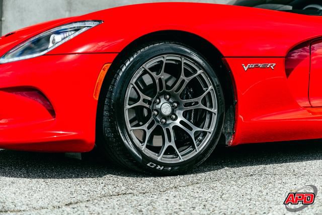 Used 2015 Dodge Viper SRT-10 RWD image 41