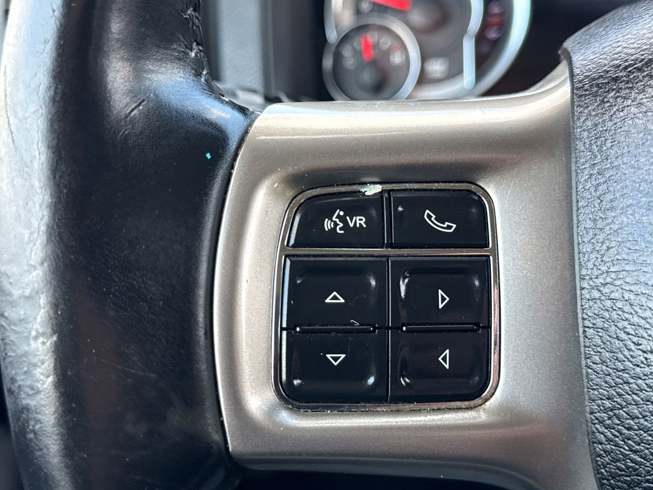 Used 2016 RAM 1500 Laramie w/ Convenience Group image 27