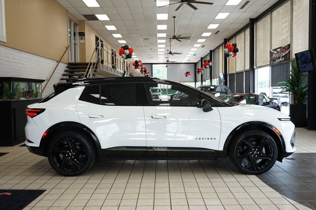 Used 2024 Chevrolet Equinox EV RS FWD image 20