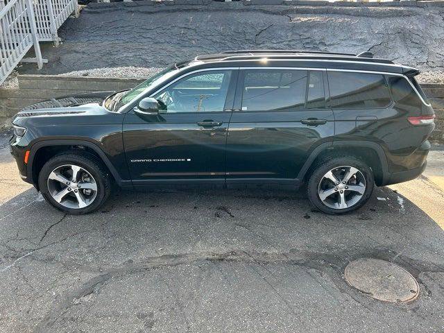 Certified 2024 Jeep Grand Cherokee L Limited image 3