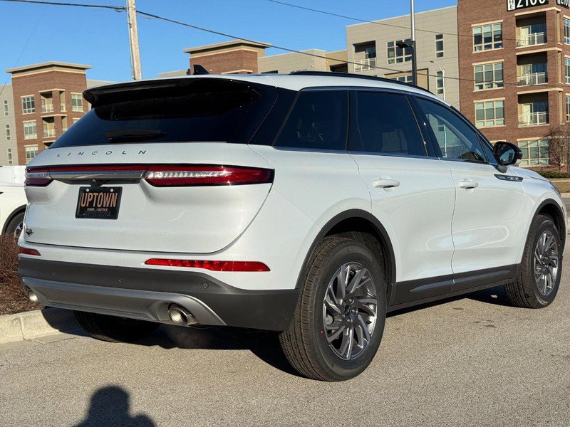 New 2026 Lincoln Corsair Premiere image 3