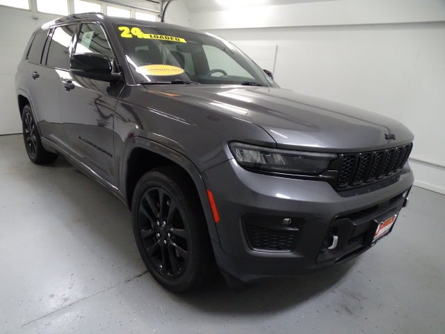 Certified 2024 Jeep Grand Cherokee L Overland w/ Trailer Tow Package AWD/4WD image 23