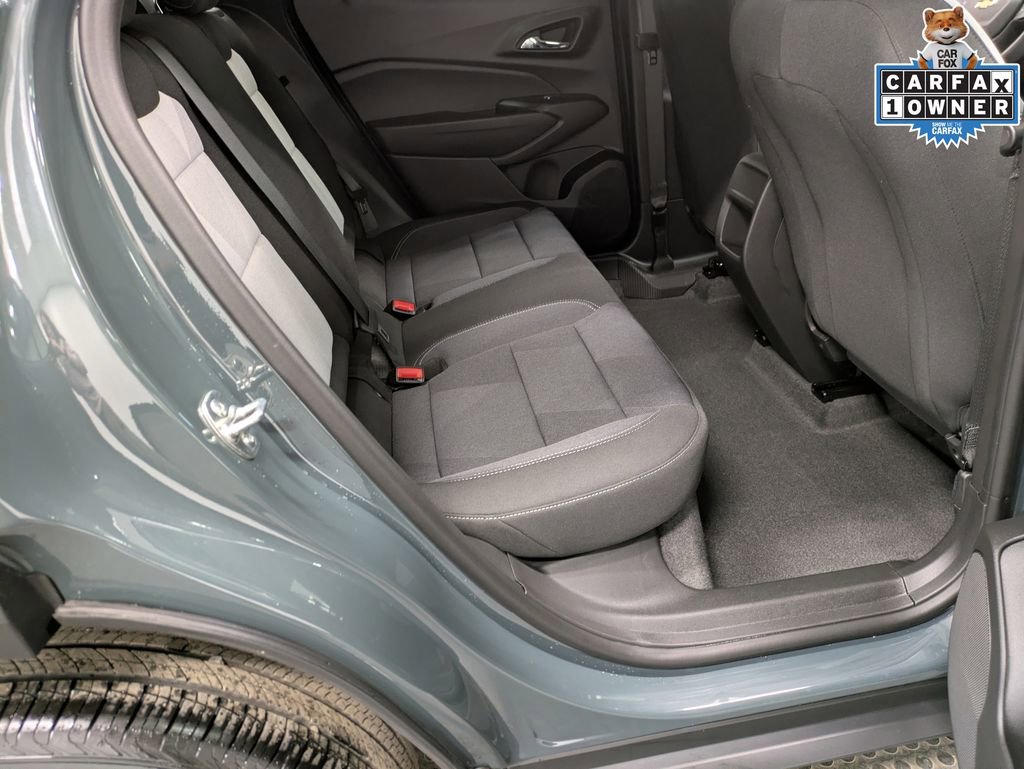 Used 2026 Chevrolet Trax LS FWD image 27