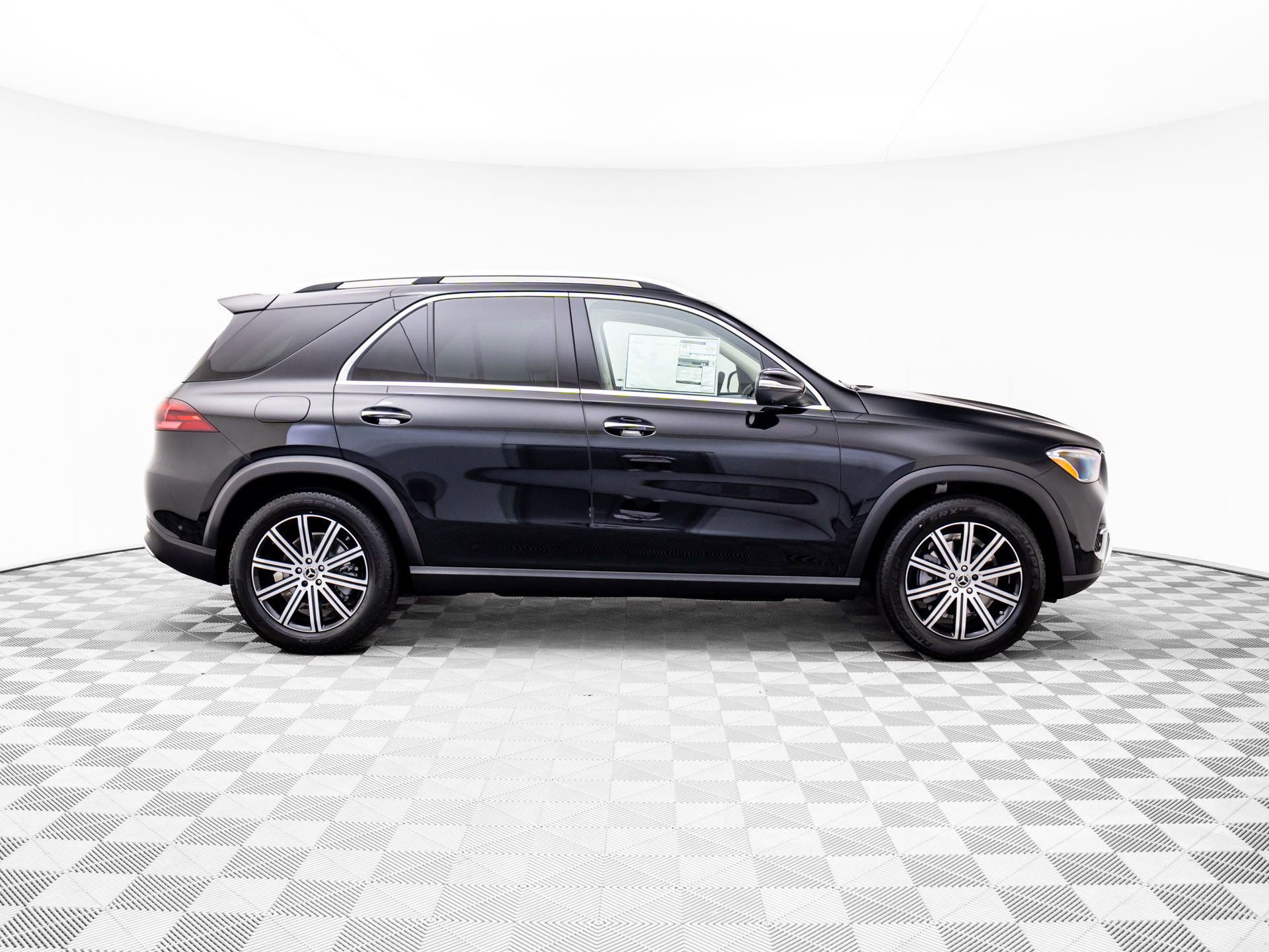 New 2026 Mercedes-Benz GLE 350 4MATIC image 6