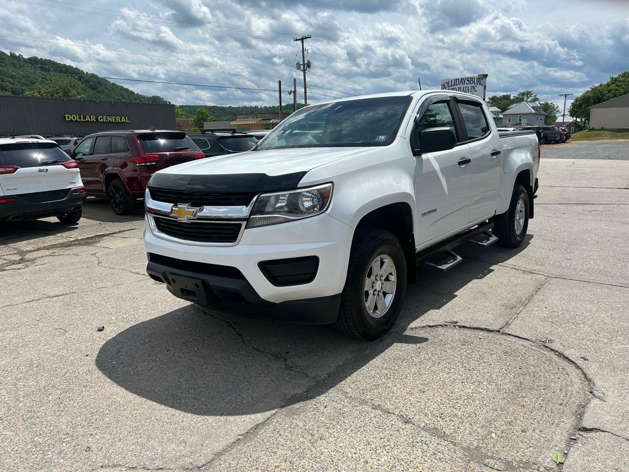 Used 2020 Chevrolet Colorado W/T w/ WT Convenience Package AWD/4WD image 3
