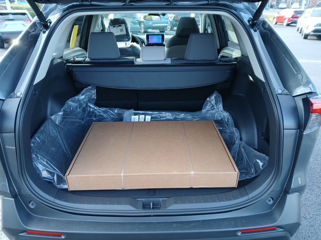 New 2025 Toyota RAV4 XLE image 10