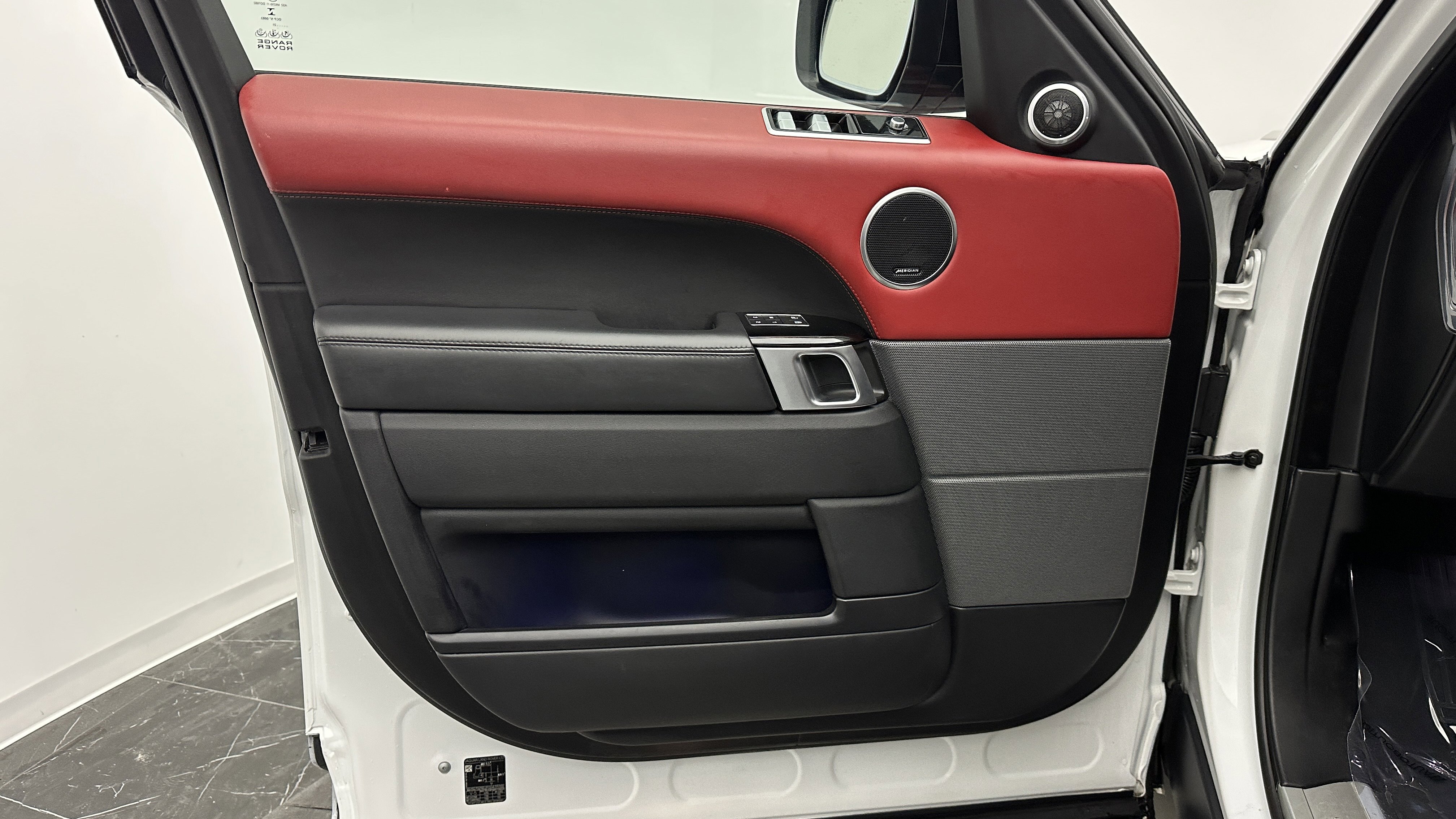 Used 2021 Land Rover Range Rover Sport Autobiography image 13