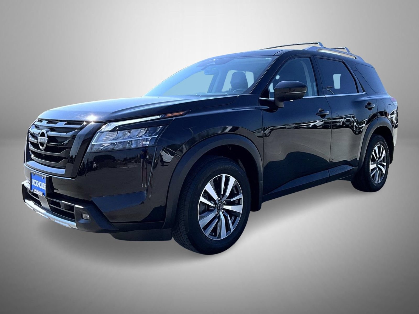 Used 2023 Nissan Pathfinder SL w/ Lighting Package (N92) AWD/4WD image 1