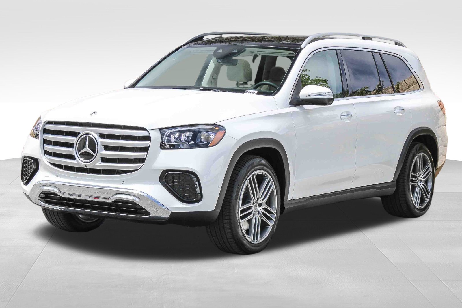 New 2026 Mercedes-Benz GLS 450 4MATIC image 3
