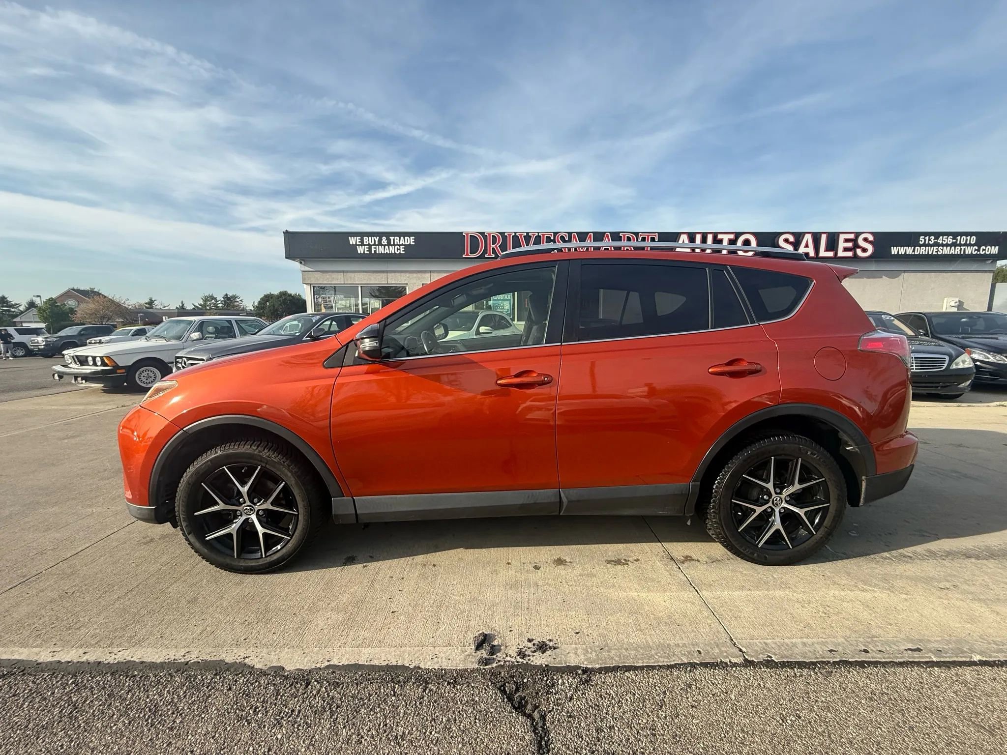 Used 2016 Toyota RAV4 SE image 6