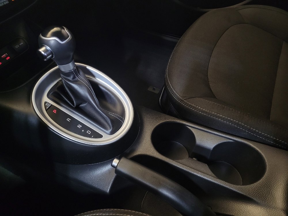 Used 2018 Kia Soul + image 26