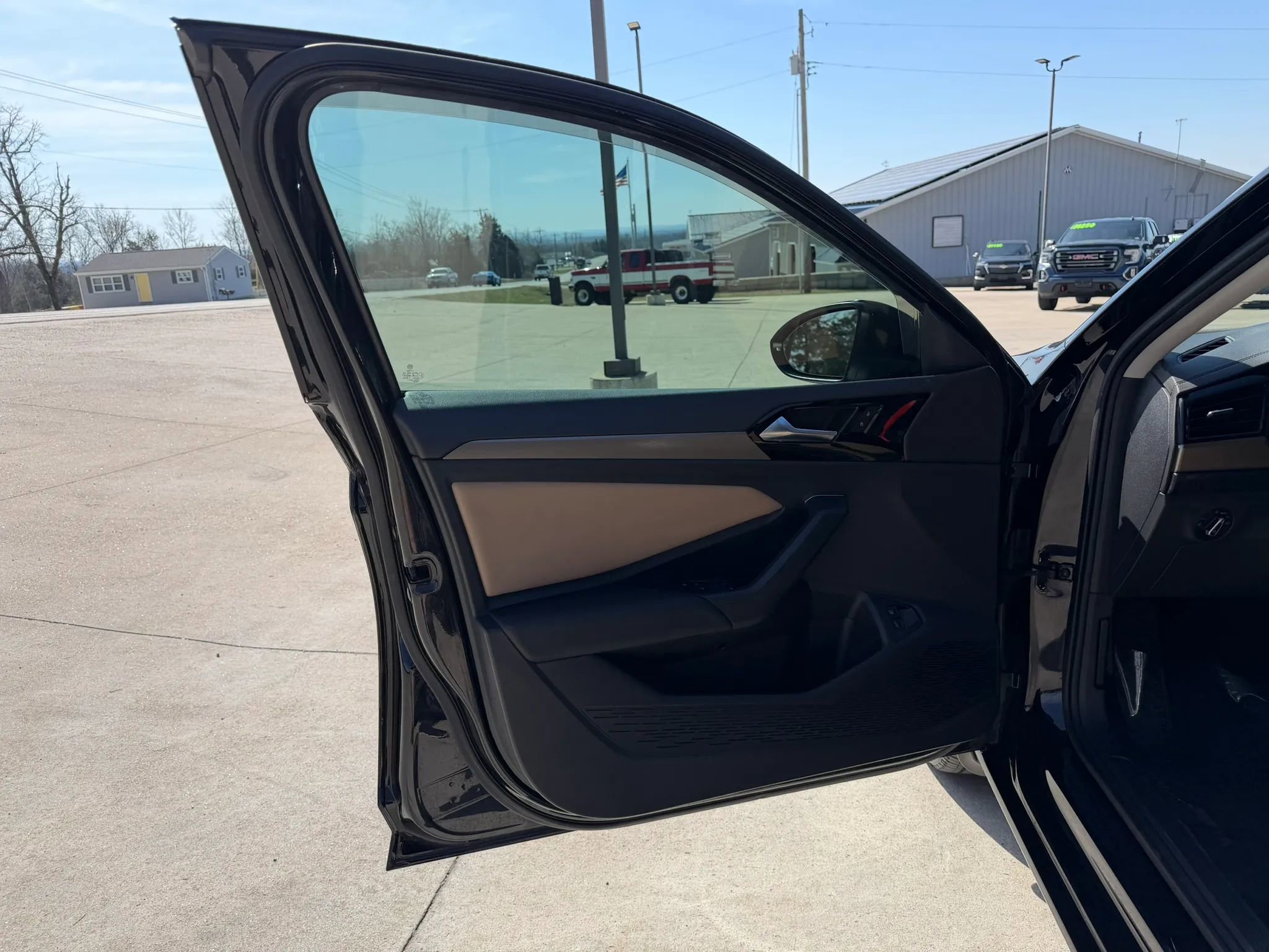 Used 2021 Volkswagen Jetta SEL Premium image 12