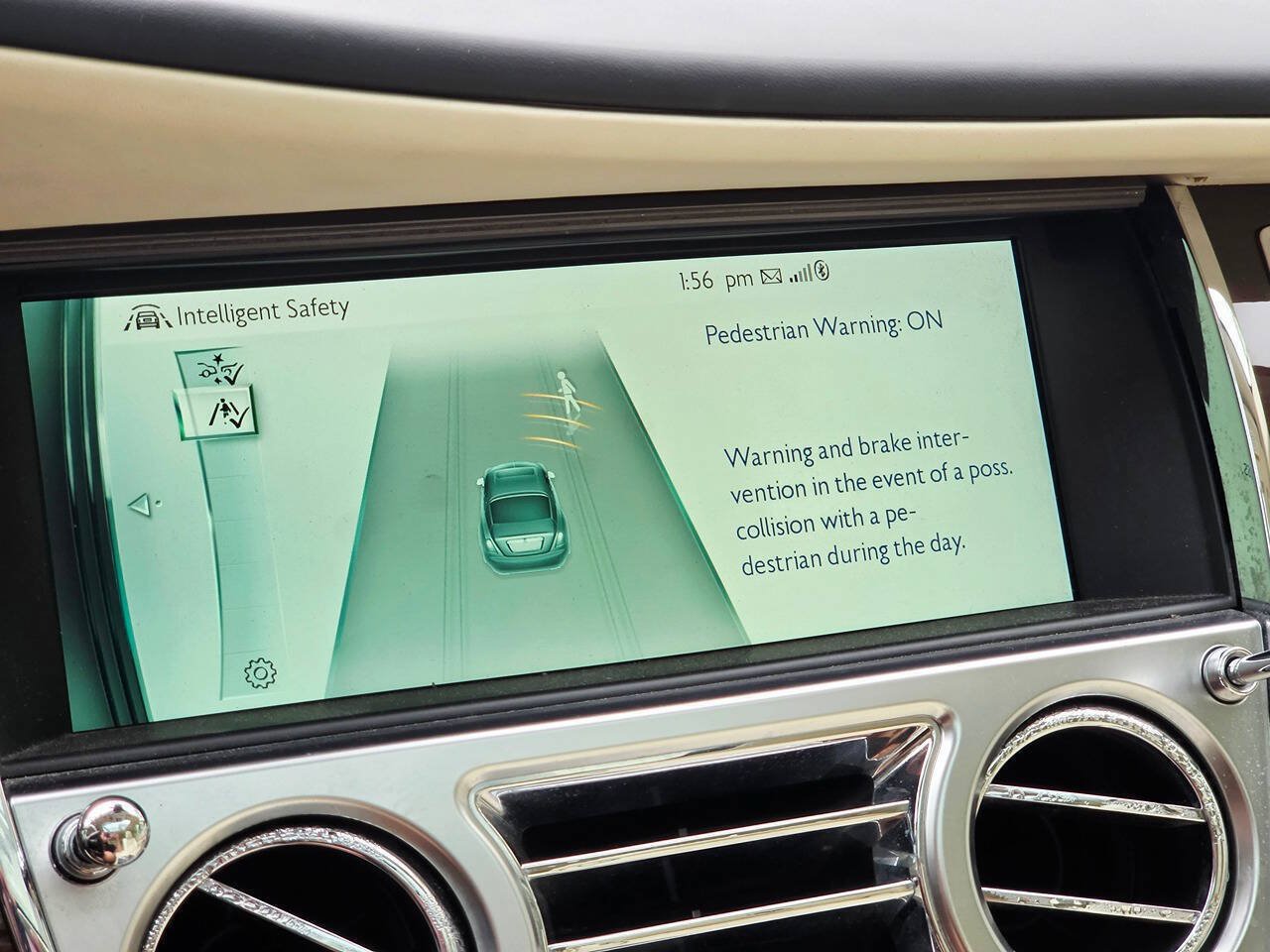 Used 2014 Rolls-Royce Wraith RWD image 23