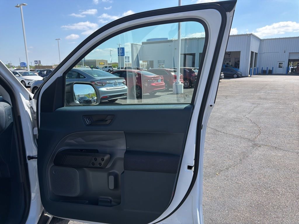 Used 2022 Ford Maverick XL image 28