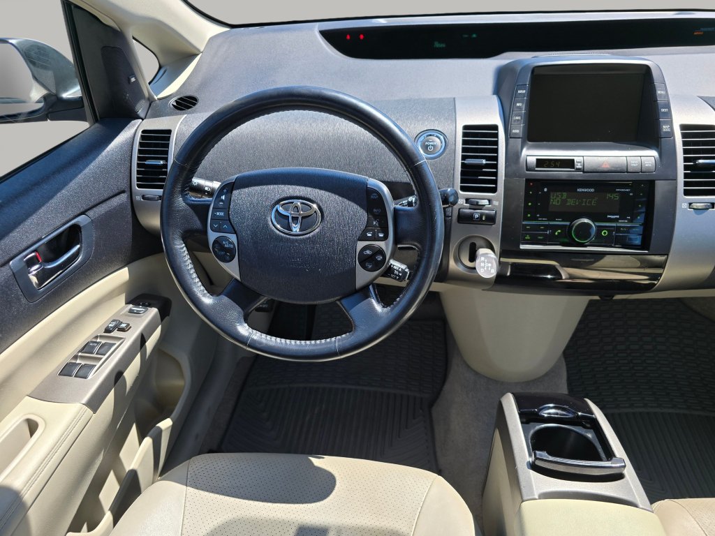 Used 2007 Toyota Prius Touring FWD image 3