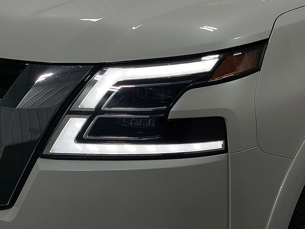 Certified 2024 Nissan Armada SL w/ Captain's Chairs Package image 35