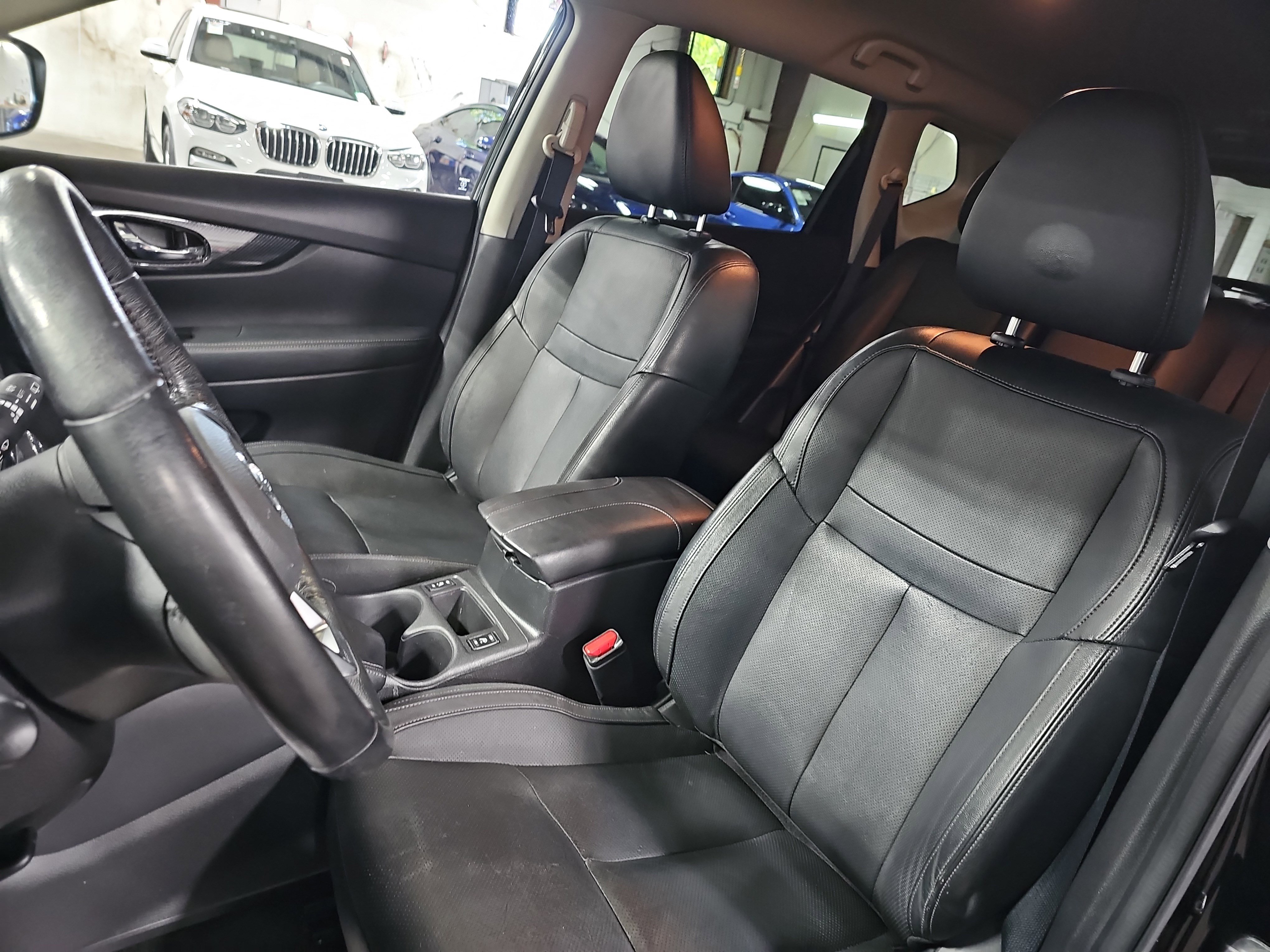 Used 2018 Nissan Rogue SL FWD image 15