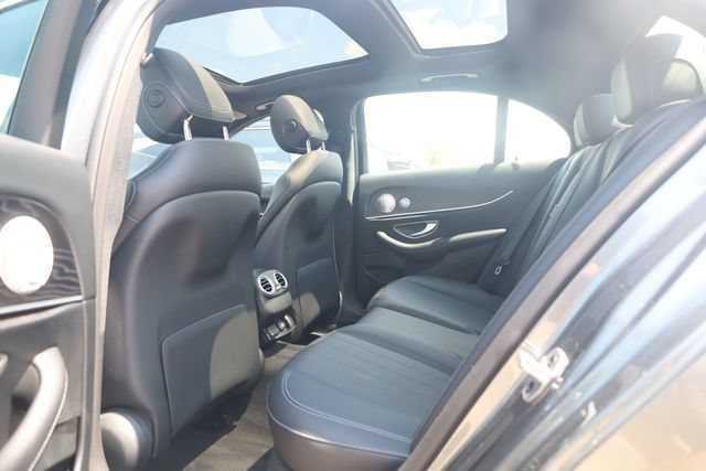 Used 2020 Mercedes-Benz E 350 4MATIC Sedan w/ Parking Assistance Package image 21