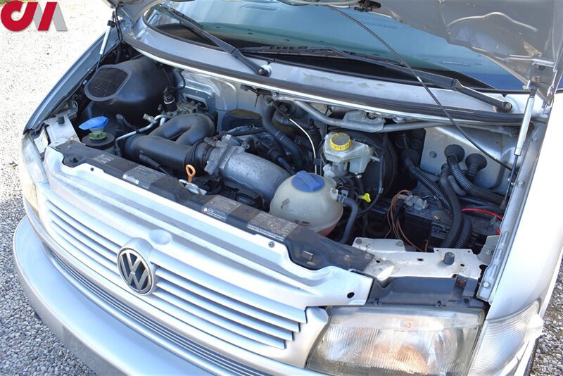 Used 2002 Volkswagen Eurovan MV FWD image 32